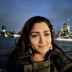 Kushboo Instagram - Beautiful memories are made of these!! New York holidays! Thank you @gtholidays.in for making it so beautiful. #newyork #usa🇺🇸 #funtimes