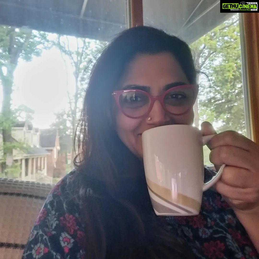 Kushboo Instagram - When you are home away from home! Bliss to be at friend's place. A very happy early morning to all of you my loved ones. ❤️❤️ #tarveldiaries #usa🇺🇸