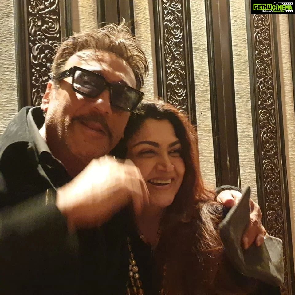 Kushboo Instagram - My hero my jaanoo.. @apnabhidu ❤️❤️❤️❤️❤️
