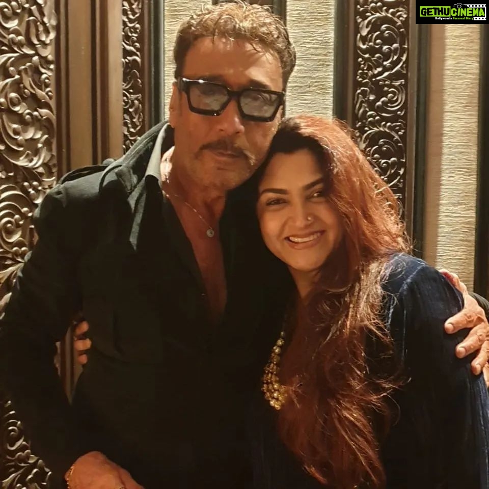 Kushboo Instagram - My hero my jaanoo.. @apnabhidu ❤️❤️❤️❤️❤️