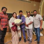 Kushboo Instagram - When you are surprised with so much of love, respect and appreciation, you are at loss for words. I was visiting you and you do this. Thank you Shri @chiranjeevikonidela gaaru and the team for this honour. No wonder you are so loved and extremely special to me. ❤️❤️❤️🙏🙏🙏