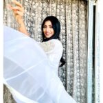 Lahari Shari Instagram - My ways are exceptional ! Simple yet significant.🤍 #goodmorning #goodvibes #positiveenergy #livemylife #lovemyself #livecreatively #lifeisgreat Hyderabad