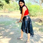 Lahari Shari Instagram - Cricket is my favorite game ❤️🖤🏏 #criketlover #passion #love #lifeisbeautiful #criket #batting #impact #cricketfield #sundayvibes Stylist : @adamohyd Hyderabad