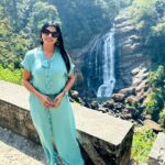 Lahari Shari Instagram - I’ve never mist a chance to see a waterfall ❄️❄️ #Kanuma, the festival of cattle. The 3rd day of the Sankranti. 🌾 Wish you Happy kanuma to you all ❤️ #happykanuma #waterfall #mondayvibes #mountains #loveit #festivalmood Kerala - Kochi