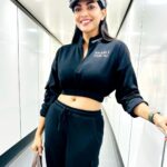 Lahari Shari Instagram - I'm a free spirit with a wild heart🖤 Designer and Stylist : @adamohyd #festivalmood #happysankranti #happypongal #happylohri #bestwishes #festivalwishes Kerala - Kochi