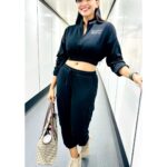 Lahari Shari Instagram - I'm a free spirit with a wild heart🖤 Designer and Stylist : @adamohyd #festivalmood #happysankranti #happypongal #happylohri #bestwishes #festivalwishes Kerala - Kochi