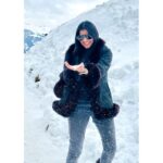 Lahari Shari Instagram – I’m up to snow good ❄️🖤

#snowallover #happymoments #lovemyself #snowlife #loveit #lifeismagical #manali Manali, Himachal Pradesh