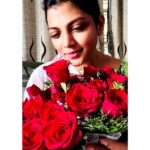 Lahari Shari Instagram – True love is like little roses, sweet, fragrant in small dose🌹

#rose #truelove #loveforever #happylife #positivethoughts #lifeisbeautiful Hyderabad