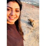 Lahari Shari Instagram – Monkeys don’t spend their time judging other monkeys; they just enjoy life.🖤

#goodmorning #smilemore #happymood #positiveenergy #happysoul #monkeys Hyderabad
