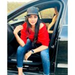 Lahari Shari Instagram - I have mastered the art of sitting and smiling.😍 #happylifestyle #lovemyself #lifeisgreat #carphotography #happymood #positivethoughts #actress #hyderabad Hyderabad