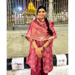 Lahari Shari Instagram – I walk in a space of gratitude. I’m so grateful to God for blessing me with all amazing opportunities to do 😇

#throwback #blessedlife #tirumala #lordvenkateshwara #balaji #darshan #happymoments Tirumala Tirupati