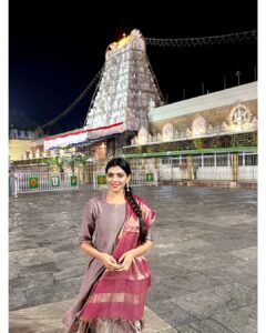 Lahari Shari Instagram - I have visited Tirumala, The place where you can actually feel the aura of GOD....
I had a wonderful darshan of Lord Shri Venkateswara and feeling blessed 😇

#tirumala #darshan