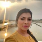Lahari Shari Instagram – Golden hour is my happy hour. 🌻🌞

#goodday #happysoul #positiveenergy #lifeisgreat #lovemyself #sunrise Hyderabad