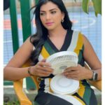 Lahari Shari Instagram – Shoot in summer ☀️

#summervibes #summerday #shootlife #shootdiaries #positivevibes #lifeisgreat Hyderabad
