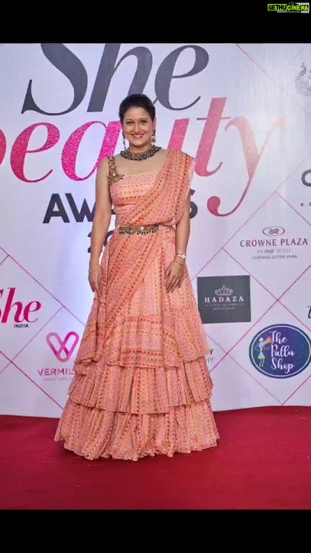 Laila Mehdin Instagram - Thank you @she_awards for honouring me with the "๐ญ๐๐๐ ๐ฎ๐๐๐๐๐๐๐ ๐บ๐ ๐ฟ๐๐ ๐๐๐๐" Award. #ootd special thanks to @malarvikrambridalcouture Jewellery: @savinidii_jewellery Styled by @pradeepa_16 โThe beauty of a woman is not in a facial mode, but the true beauty in a woman is reflected in her soul. It is the caring that she lovingly gives, the passion that she shows. The beauty of a woman grows with the passing years.โ โAudrey Hepburn @she_india @she_awards #awards #women #tamilactress #teluguactress #cinema #tamilmovies #telugucinema Chennai, India