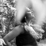 Lakshmi Priyaa Chandramouli Instagram - Monochrome ❤️magic @lakshmipriyaachandramouli #portraitphotography #portrait #portraitmood #portfolio #portraitphotographer #blackandwhitephotography #blackandwhitephoto #blackandwhite #blackandwhitephotographer #bnw #bnwphoto #bnwmood #love #canonphotographer #shotoncanon #actor #tamil #performer #star