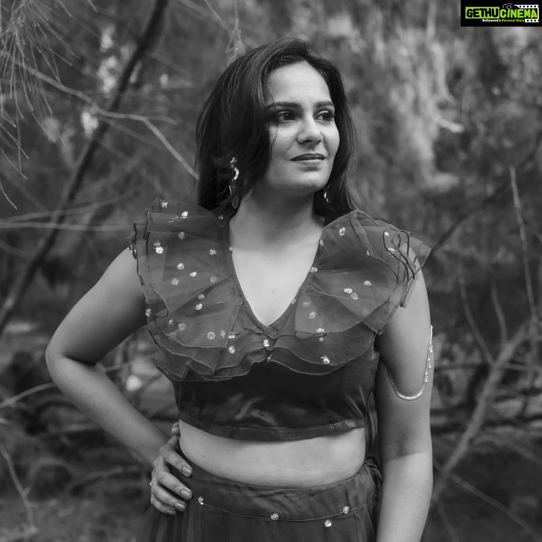 Lakshmi Priyaa Chandramouli Instagram - @lakshmipriyaachandramouli ❤️ #actor #model #portraitphotography #portraitmood #portrait #portraitphotographer #portfolio #bnw #bnwphoto #bnwmood #bnwphotography #blackandwhitephotographer #blackandwhite #blackandwhitephoto #blackandwhitephotography #monochrome #monochromephotography #woman #womanhood #womanphotographer #photographers_of_india