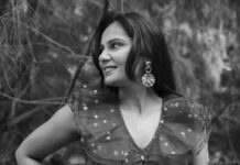 Lakshmi Priyaa Chandramouli Instagram - @lakshmipriyaachandramouli Beauty in monochrome ❤️ #portraitphotography #blackandwhitephoto #blackandwhitephotographer #bnwphoto #bnwmood #photographer #madras #portrait #shotoncanon #shootlife #beauty #womanhood #womanphotographer #blackandwhite #bnw #monochrome #monochromephotography # Chennai, India