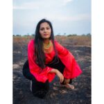 Lakshmi Priyaa Chandramouli Instagram - 🍒❤️ Shot by the brilliant @madwhoworks #PhotoShoot #ActorsLife #KollywoodActress #TamilActress #TamilPonnu #SelfStyling #SelfMakeUp #LakshmiPriyaaChandramouli #WorkLife #Experiments #GratitudeAlways #GratitudeAllDayEveryDay #EcrPhotoShoot #DreamWithoutFear #LoveWithoutLimits ECR