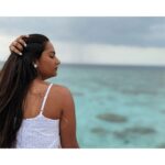 Lakshmi Priyaa Chandramouli Instagram – Story of grey rain clouds, blue ocean and a colourful lungi! 🌊
📸@venkataraghavan.s

#PhotoShoot #CasualShoot
#ActorsLife #Experiments #KollywoodActress #TamilActress #TamilPonnu #NationalAwardWinner #LakshmiPriyaaChandramouli #GratitudeAlways #ThankfulForTheExperiences #SelfMakeUp #GridLife #InstaGrid #Travel #LungiStyling #Nomakeup Cocogiri Island Resort