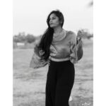 Lakshmi Priyaa Chandramouli Instagram - Chasing distant dreams 🌠 Shot by the brilliant @madwhoworks #PhotoShoot #ActorsLife #KollywoodActress #TamilActress #TamilPonnu #SelfStyling #SelfMakeUp #LakshmiPriyaaChandramouli #WorkLife #Experiments #GratitudeAlways #GratitudeAllDayEveryDay #EcrPhotoShoot #DreamWithoutFear #LoveWithoutLimits ECR Beach,Chennai