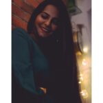 Lakshmi Priyaa Chandramouli Instagram – Glow! 
📸@_shrvn 
Managed by @thiruupdates

#PhotoShoot #InstaGrid #CasualShoot #ActorsLife #ThankfulForTheExperiences #TamilActress #TamilPonnu #LakshmiPriyaaChandramouli #GratitudeAlways #KollywoodActress