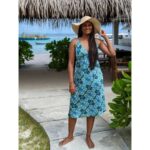 Lakshmi Priyaa Chandramouli Instagram - Mentally there! 🌊 #ThrowbackTuesday #NoMakeUp #HolidayPicture #Maldives #BeachHoliday #FunInTheSun #EarnTheTan #Celebrations #Chillin #CocoGiriMaldives #LakshmiPriyaaChandramouli #KollywoodActress #TamilPonnu #MakingTheMostOfLife #PickYourTrail Cocogiri Island Resort