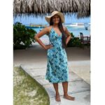 Lakshmi Priyaa Chandramouli Instagram – Mentally there! 🌊

#ThrowbackTuesday #NoMakeUp #HolidayPicture #Maldives #BeachHoliday #FunInTheSun #EarnTheTan #Celebrations #Chillin #CocoGiriMaldives #LakshmiPriyaaChandramouli #KollywoodActress #TamilPonnu #MakingTheMostOfLife #PickYourTrail Cocogiri Island Resort