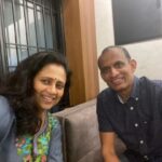 Lakshmy Ramakrishnan Instagram – My classmate , meeting after 41 years!!! We never spoke to each other when in School😀 @BostonMohan Chudamani Nurani Hariharan and some of our other classmates were recollecting some hilarious flash cuts, hehe, sort of #96 types🙃 #Schoolmates bonding is unbelievable !