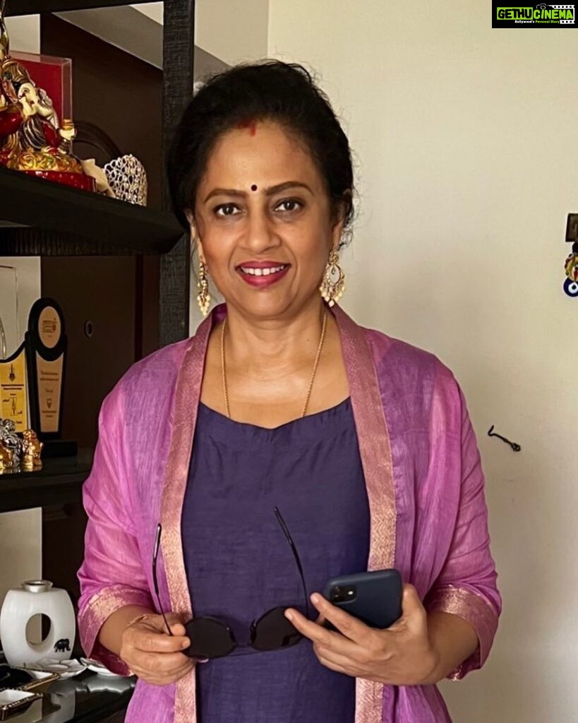 Lakshmy Ramakrishnan Instagram - Some positive updates from the show- 14 year old, special child , who was brought to my show has passed her 10th exam with the help of home tuitions #Nermarrai . Her mother is fighting the child’s rape case, thanks to @kanyababu_Aims . Sought help of #Banyan for guiding the child in steps, to make her independent . 2 girls who were mentally ill & their mother, who were brought to the show in 2016 , are repatriated. #Zoraida , #Venkatesh , #selvakumari and #Rehboth team did a fantastic job, they need close monitoring though, Police in Thorayur lend a helping hand thanks to #ADGP Madam ,