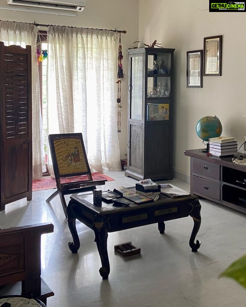 Lakshmy Ramakrishnan Instagram - Starting with a workshop on cinematography, been wanting to learn formally, all set with white board ready❤ Dr Ambedhkar’s picture is kept on my writing table, the ideal place in our Pooja room & study , where I am reminded that greatest form of worship is #loveandmutualrespect