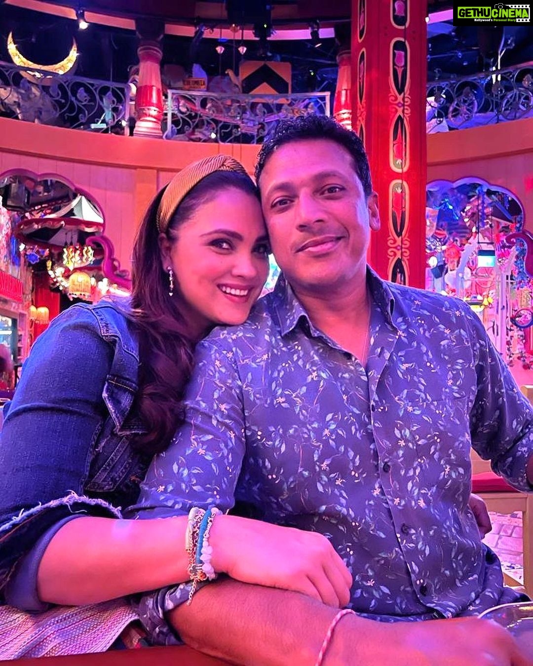 Lara Dutta Instagram - Everybody CHA CHA!! 💃💃💃.