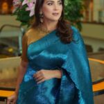 Lara Dutta Instagram - Thank you @darpanmagazine and Vancouver for an unforgettable evening!!! Was an honour to be part of the Power Women of Influence Gala! Wearing: @kiranuttamghosh Hair: @clarabellesaldanha Makeup: @harpsohal