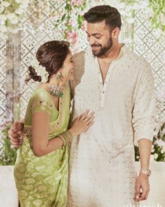 Lavanya Tripathi Instagram - 2016♾️❤️
Found my forever!

@varunkonidela7