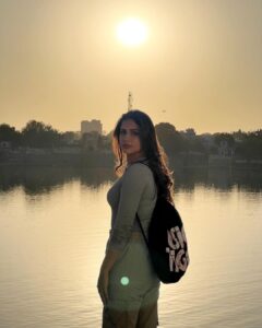 Lavanya Tripathi Instagram - You are sunrise or sunset kinda person? . . . I am from sunrise to sunset kinda person🤭