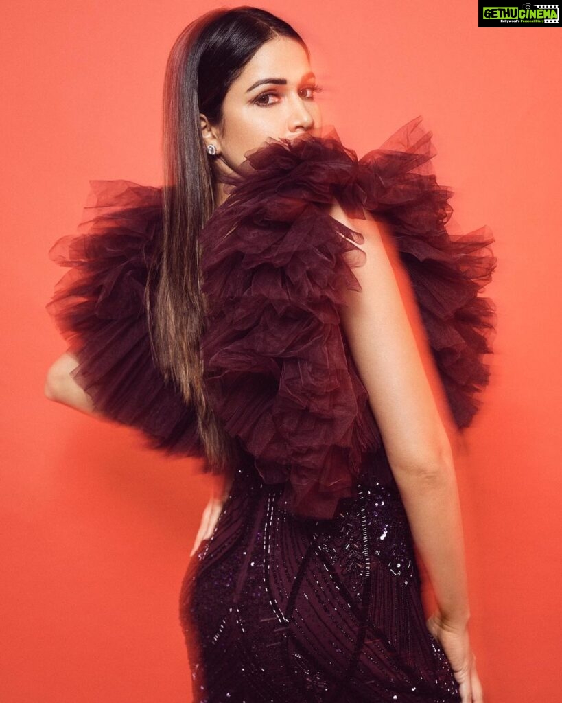 Lavanya Tripathi Instagram - All about the vibe! . . . . Outfit : @bhawnarao_couture @perniaspopupshop Styling: @ashwin_ash1 @hassankhan_3 Makeup - pavan Hair - naagu 📸: @eshaangirri Assistant: @louis_prashanth Retoucher: @enhancingmoments