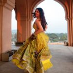 Lavanya Tripathi Instagram - Yellow illuminates my soul ⭐️ . . . . Styled by @rashmitathapa Wearing @archanajaju.in X @elevate_promotions Jewellery @sheetalzaveribyvithaldas Hair/makeup @makeuphairbyrahul Shot by @shaktismaran