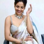 Leesha Instagram - Movie. : Priyamudan priya Language : tamil/ telugu (bilingual ) audio launch pics❤️ #exited🫣 pls support us and bless us🥰 praise be to god🙏 #leesha #leeshaeclairs #teluguactress #tamilactress #sareelover #beyourself #kind #peace