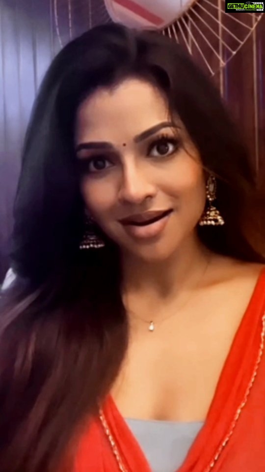 Leesha Instagram - Oosi kan kaana noolum yedu ? ... 💕💕💕 - - - @leesha_eclairs - - - - - - - - - - - - - Always sarees @leesha_eclairs 💕 You are so so beautiful in sarees more than modern costumes 🔥 - - - - - - - - You are looking so beautiful - Queen : @leesha_eclairs - Follow : @leesha_lovers - @_leesha_eclairs_ @leesha_eclairs_ @leesha.addict @leesha_eclairs_official - #leeshaeclairs #leesha #leeshaeclairsfans #leeshaeclairsfansclub😘🤩 #leeshaeclairssaree #blacksaree #blacksareelove #iloveleeshaeclairs #love #TFLers #tweegram #photooftheday #20likes #amazing #smile #follow4follow #like4like #look #instalike #igers #picoftheday #food #instadaily #instafollow #followme #girl #iphoneonly #instagood #bestoftheday #instac