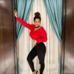Leesha Instagram – Look like a beauty 👸slay like a beast 🔥 

Have a grt week ahead🥳 ma insta fam 💓
#saturdayvibes #instagram #red #black #fav #leesha #leeshaeclairs #kind #peaceout #love