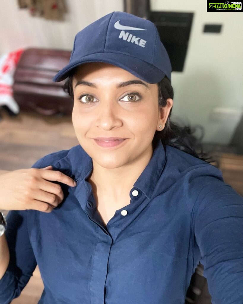 Lena Kumar Instagram - When the character I’m playing is too serious to smile 🤣. #telugu #film #actress #actorlife #character #cap #nike #blue #shooting #movie #hyderabad #lena #lenaa #india Charminar