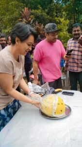 Lena Kumar Instagram - #shooting #location #fun #laddoo #Abel #actorlife #workation #idukki #kerala #india #soubinshahir #food