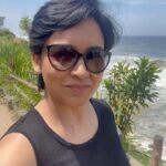 Lena Kumar Instagram - 75 years of Independence . Hope you are feeling it 😊 #celebrate #independence #happy #independenceday #75thindependenceday Varkala cliff