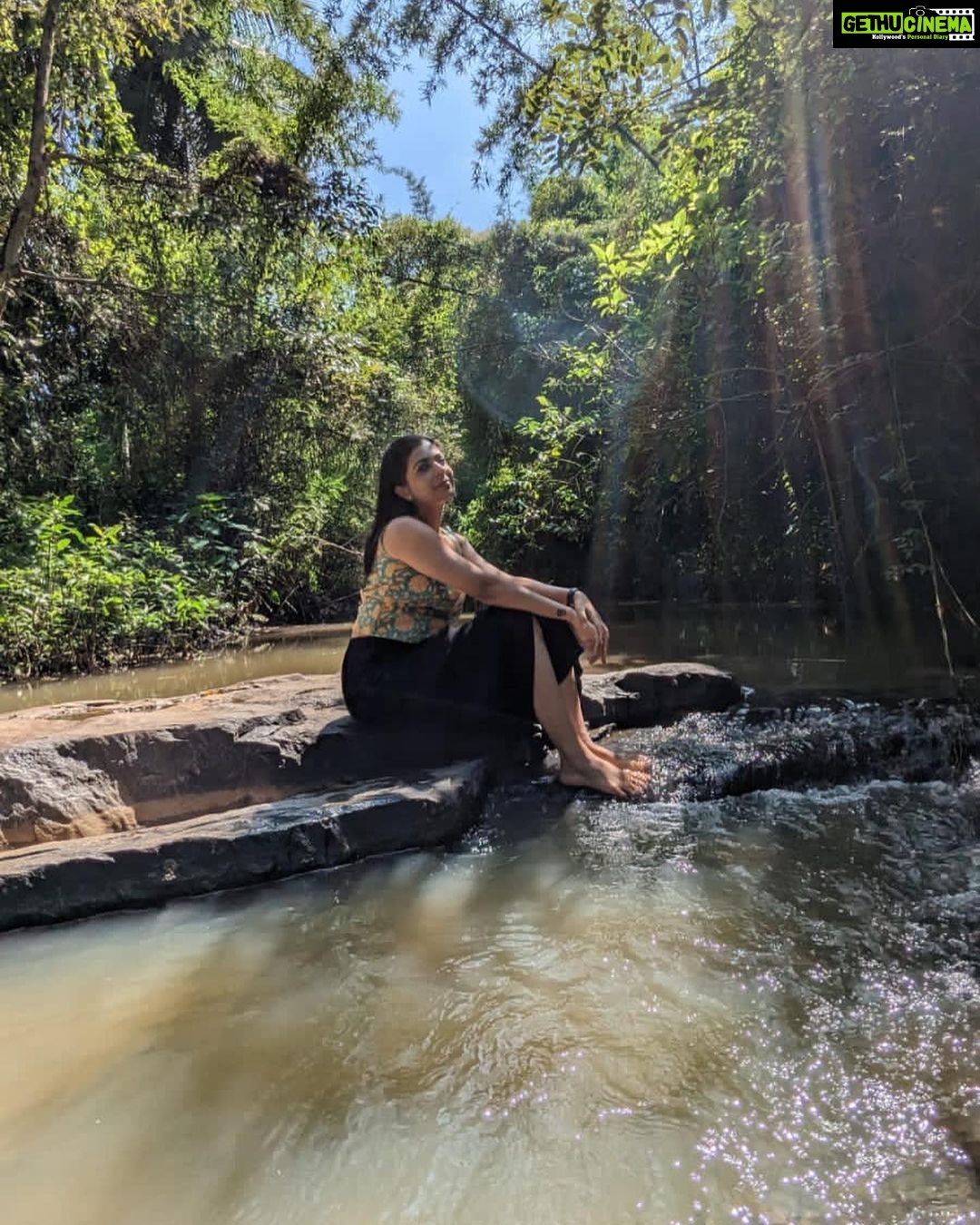 Leona Lishoy Instagram - Like Bruce Lee said, “Be water my friend”. But how? I like the idea of it though! . . 📸 @iambobbyeric Havon Plantation Resorts