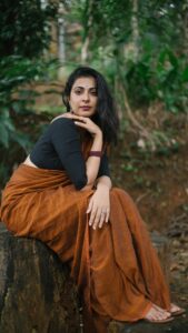 Leona Lishoy Instagram - ‘Sathyabhame’ by a bunch of favourites ✨ . . Shot by @off_beat___ All in all creative director @sonia__chacko Photography @prathishm Location @tulsivillageretreat PS- spot the drone operator 😂