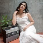 Leona Lishoy Instagram - Photography : @nostalgiaevents.in Coordination : @pin.social Styling: @drape_stories_ Mua : @makeupartist_jyotibutola Location : @verandahstore