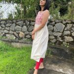 Leona Lishoy Instagram - #throwback Onam ‘22 Wearing @mosegi.in
