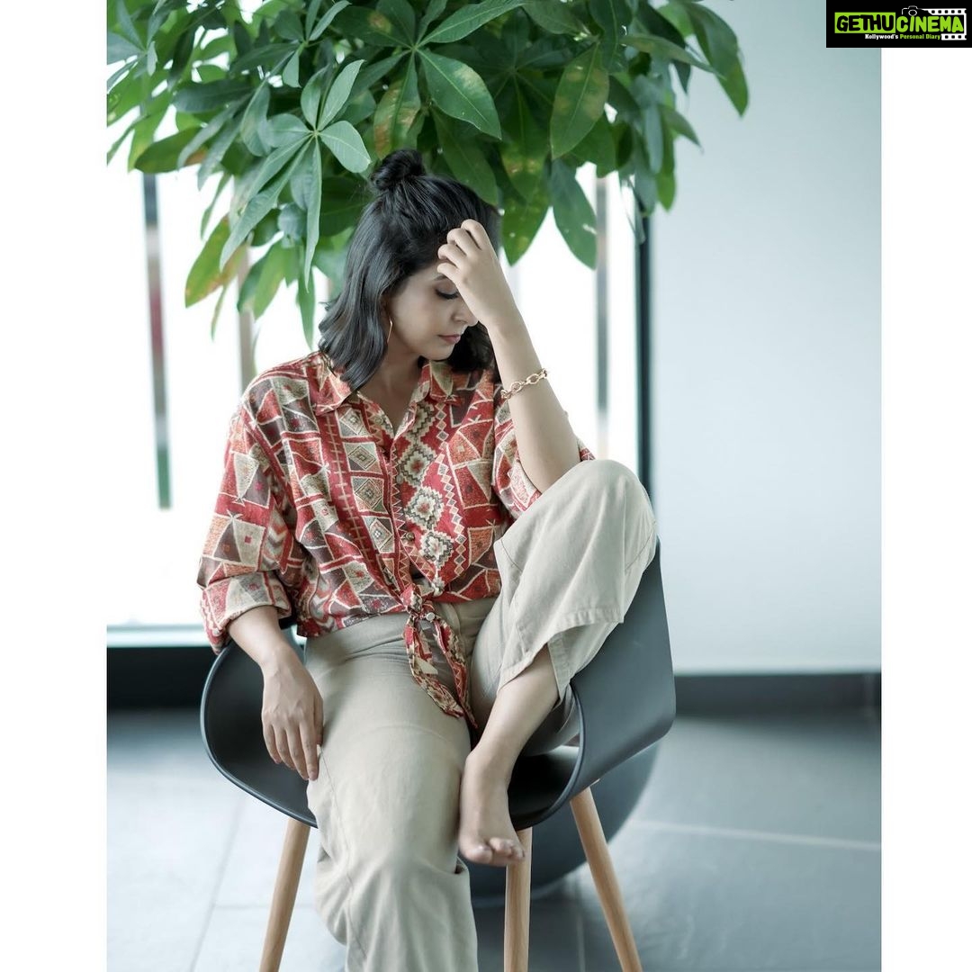 Leona Lishoy Instagram - Photography : @nostalgiaevents.in Coordination : @pin.social Styling: @drape_stories_ Mua : @makeupartist_jyotibutola Location : @brdluxe BRD LUXE