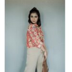 Leona Lishoy Instagram - Photography : @nostalgiaevents.in Coordination : @pin.social Styling: @drape_stories_ Mua : @makeupartist_jyotibutola Location : @brdluxe