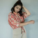 Leona Lishoy Instagram - September reminder! It’s okay to not have it figured out yet. Chill :) Photography : @nostalgiaevents.in Coordination : @pin.social Styling: @drape_stories_ Mua : @makeupartist_jyotibutola Location : @brdluxe BRD LUXE